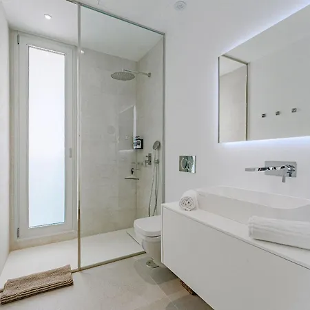 Larisa Villa Callao Salvaje